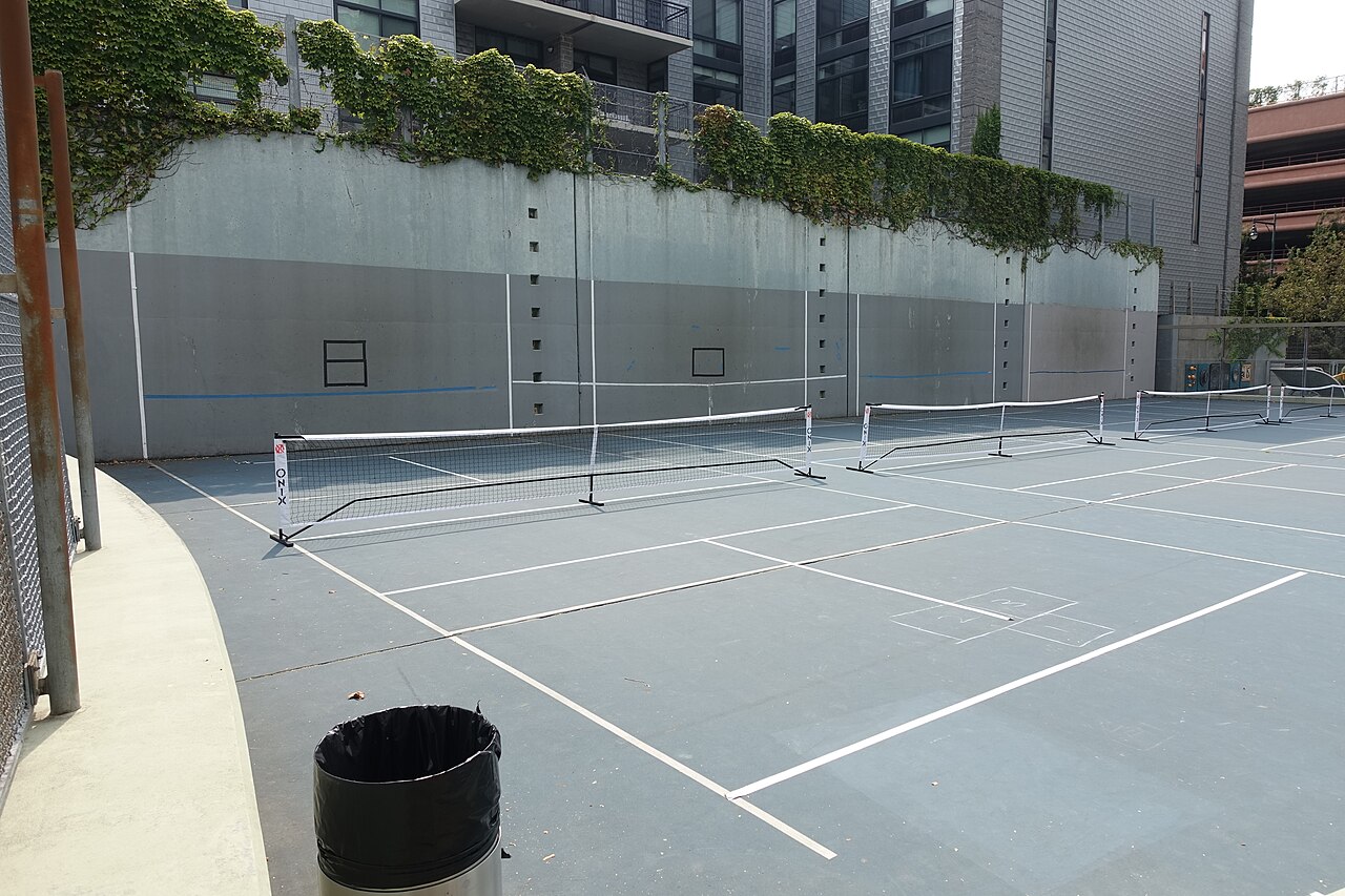 How to Improve Your Pickleball Serving Skills