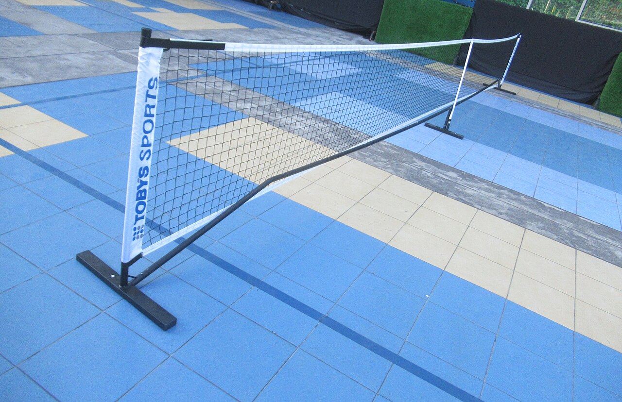 How to Pick the Best Weight for Your Pickleball Paddle